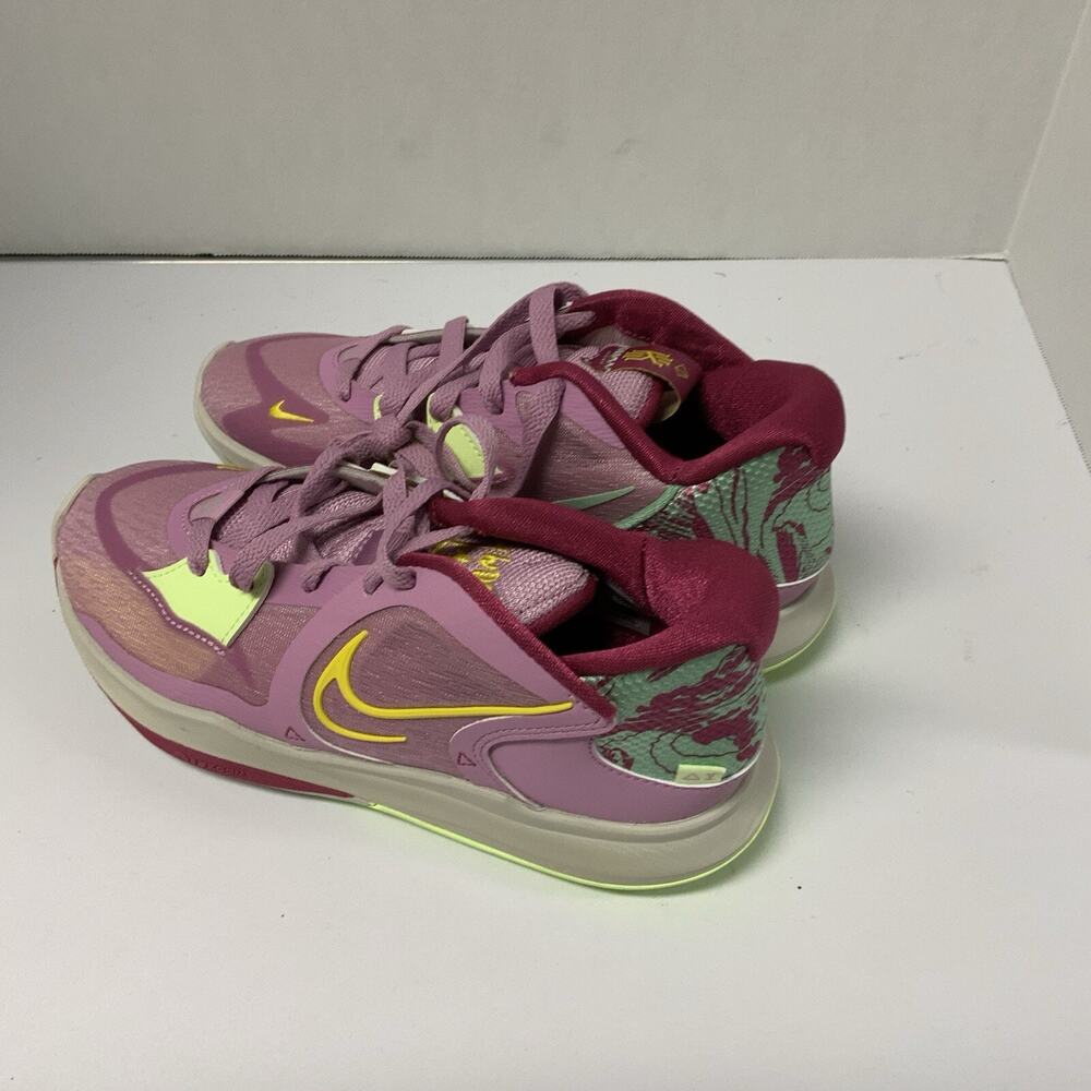 Nike Kyrie Low 5 Orchid DJ6012 500 Size 4.5 Men Kids Pink Irving Basketball Shoe